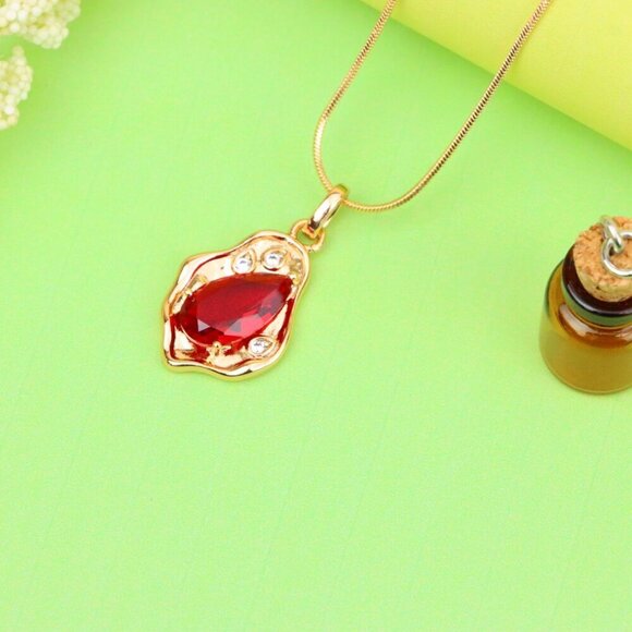 "Elegant Red Teardrop Pendant with Gold Plated Irregular Frame, XPPT1729 - Picture 4 of 13